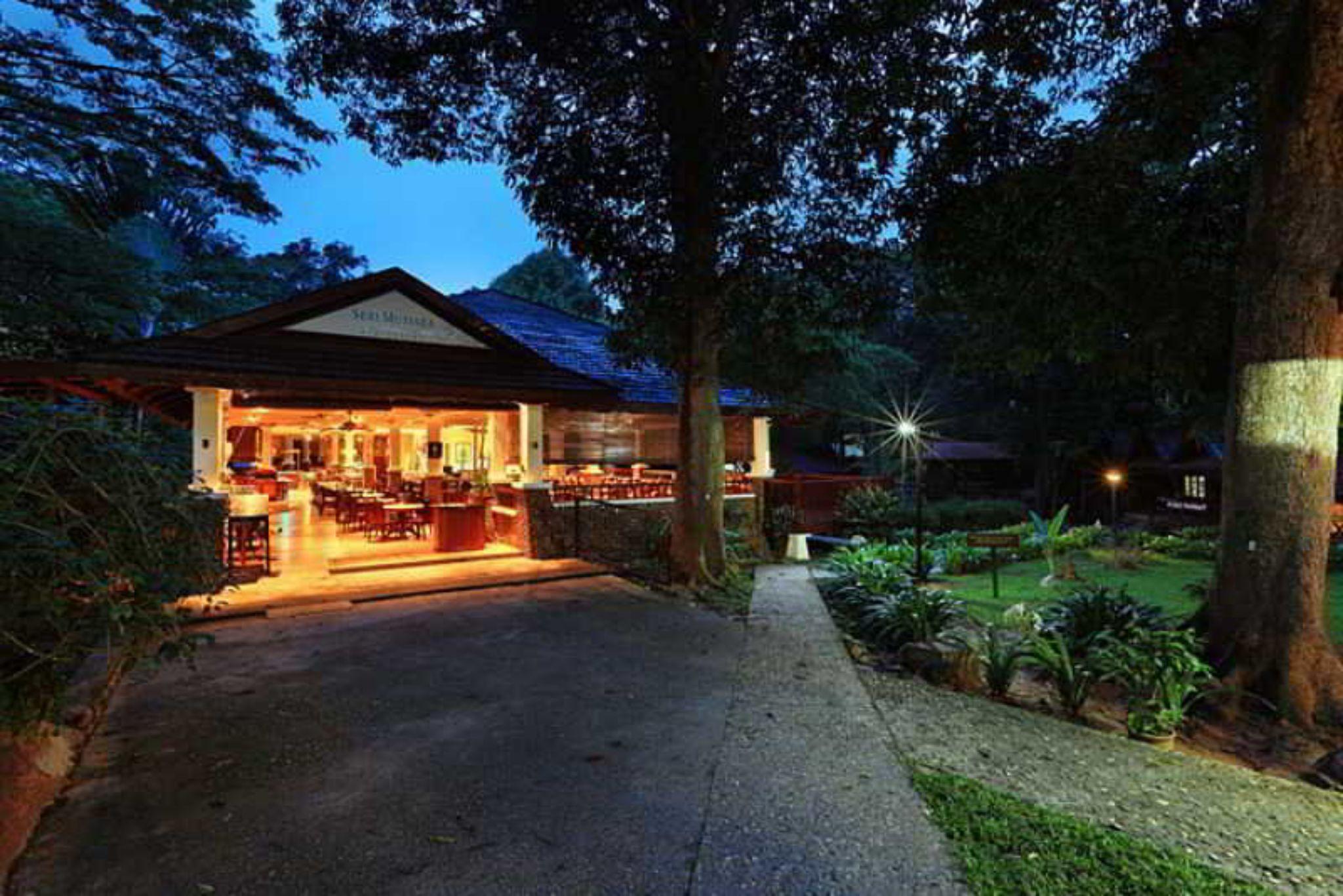 Hotel Mutiara Taman Negara Kuala Tahan Zewnętrze zdjęcie