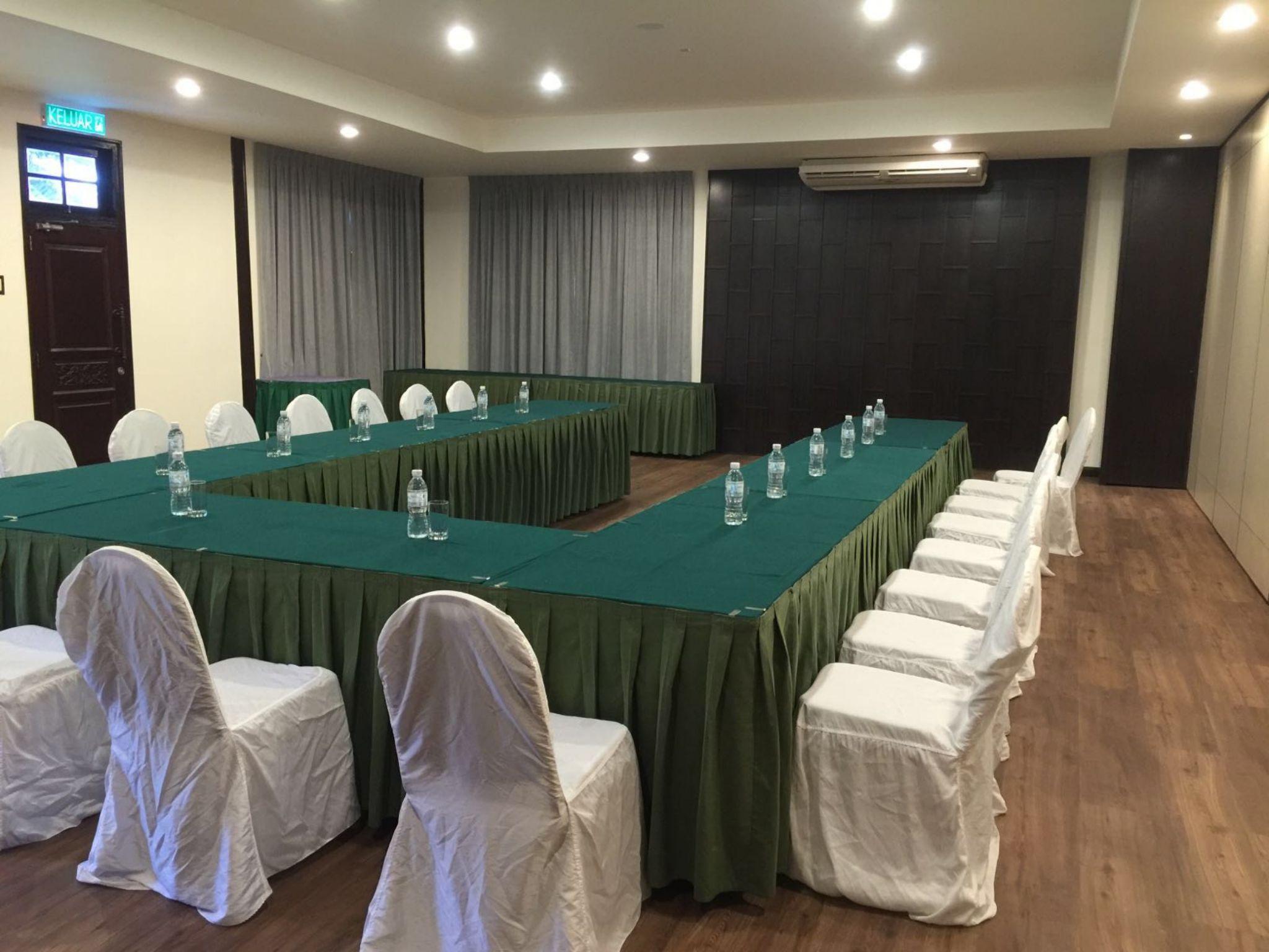 Hotel Mutiara Taman Negara Kuala Tahan Zewnętrze zdjęcie